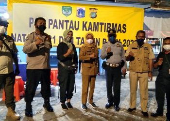 Pos Pantau Kamtibmas Natal Tahun 2021 dan Tahun Baru 2022 Kelurahan Jatinegara Kaum