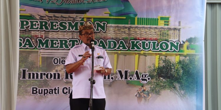 Bupati Cirebon Resmikan Pasar Desa Mertapada Kulon