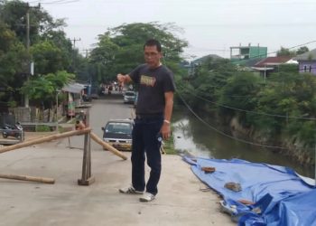 Pondasi Jalan Jembatan KW 6 Kepuh Amblas, Askun Tuding Tamparan Keras Buat Bupati & Wabup Karawang
