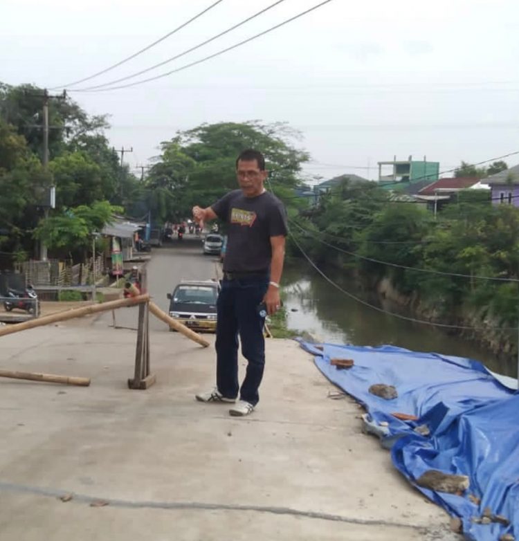 Pondasi Jalan Jembatan KW 6 Kepuh Amblas, Askun Tuding Tamparan Keras Buat Bupati & Wabup Karawang