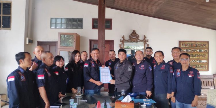 Pengurus DPP AMPD, Silaturahmi Dengan Ketua Dewan Penasehat Andi Mallarangeng