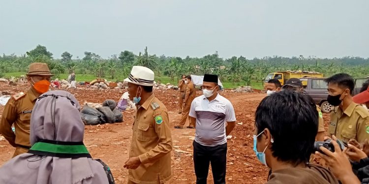 Bupati Subang Kang Jimat Meninjau Lokasi Pembangunan TPS