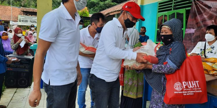Paguyuban Tionghoa Sudah Bagikan 18.690 Paket Sembako di Banyumas
