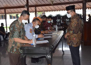Hindari KKN, Kepala OPD di Banyumas Tandatangai Pakta Integritas