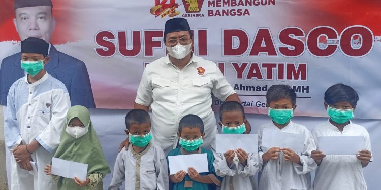 Dalam Rangka HUT Gerinda Ke-14,Ketua Harian DPP Gerinda Sufmi Dasco Santuni 140 Anak Yatim