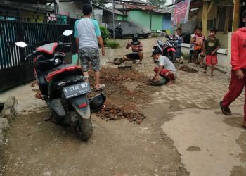 Perbaikan Akses Masuk Kebun Sayur Ciracas Jaktim Dilakukan Swakelola