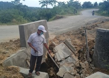 Badan Jalan di Desa Bukit Makmur Rusak, Dinas Terkait Pemda Kutai Timur Harus Perbaiki