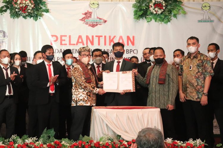 Bupati Minta HIPMI Kabupaten Cirebon Lebih Kreatif