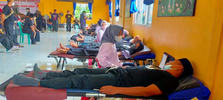 Dalam Rangka Memperingati Satu Abad (Terate Emas ),PSHT Cabang Tangerang Adakan Aksi Donor Darah