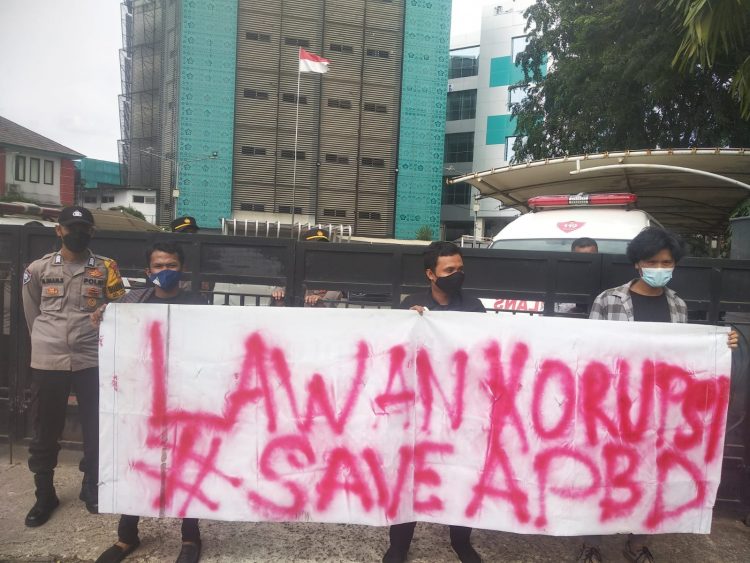 Giliran Dinkes Tangsel di Demo Kaum Murba, Tuntut Tangkap Koruptor APBD 2016 – 2021