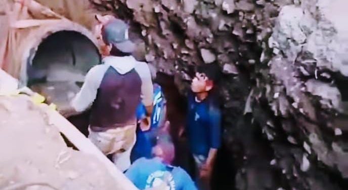 Satu Orang di Duga Tewas Akibat Longsor Proyek Instalasi Pipa Perumda TKR