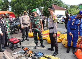 Wakili Dandim, Kasdim 0510/Trs Hadiri Apel Kesiapsiagaan Penanggulangan Bencana Alam Bersama Forkopimda