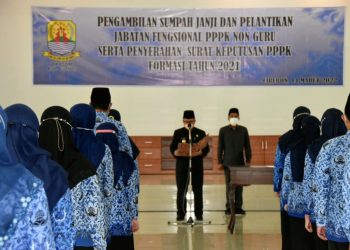 Bupati Lantik 56 PPPK Non Guru