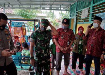Bupati Achmad Husein Bersama Forkopimda Tinjau Banjir di Sumpiuh dan Tambak