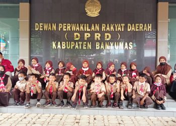 Ingin Mengenal Sejarah Banyumas, Siaga SDN 1 Kalisalak Berkunjung ke Pendopo Sipanji