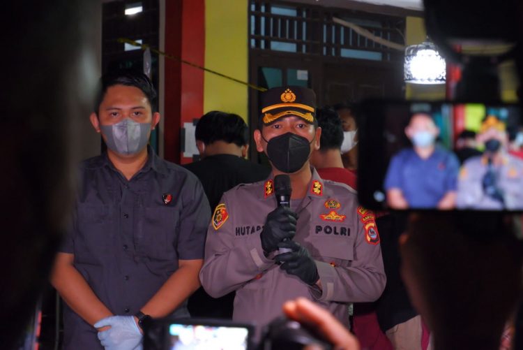 Polres Serkot Bongkar Perdagangan Manusia Lewat Aplikasi Michat, Tega Suami Jual Istri, Pelaku Berhasil di Tangkap