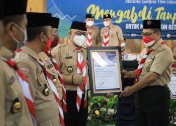 Kwarcab Banyumas Raih Penghargaan Dari Kwarnas