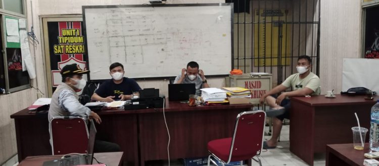 Tidak Terima Dituduh Mencuri Berondolan Buah Sawit, Korban Lapor Ke Satreskrim Polres Rohil