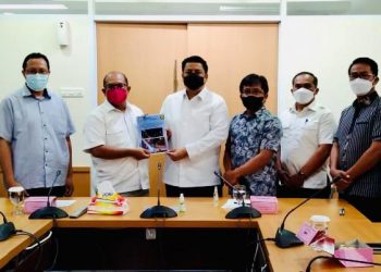 Bupati Samosir Audiensi Dengan Kementerian ESDM, Berharap Dukungan Penerangan Jalan Umum dan PLTS Rooftop