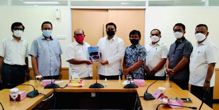 Bupati Samosir Audiensi Dengan Kementerian ESDM, Berharap Dukungan Penerangan Jalan Umum dan PLTS Rooftop