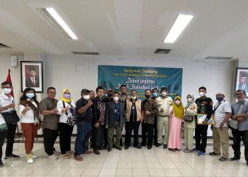 Peduli Ramadhan, KBBWJU Berkolaborasi dengan Stakeholder di Jakut Santuni 45 Anak Yatim Piatu