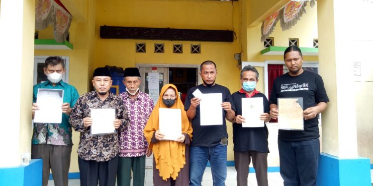 Kades Cihanjawar Tidak Mau Tanda Tangan Surat Tanah Milik Warga, Akan Dibawa Kejalur Hukum