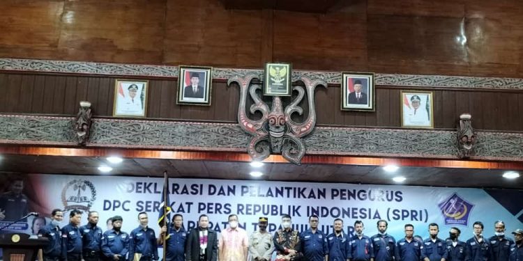 DPC SPRI Tapanuli Utara Resmi Dilantik, Bupati Beri Dukungan