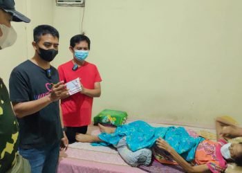 Sahabat Kehidupan Beri Donasi Kepada Ni Made Sudani Yang Terkena Kanker Usus