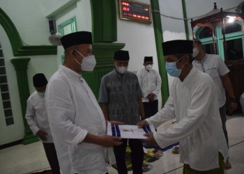 Bupati Banyumas Pantau Pelaksanaan Tarawih di Tujuh Titik