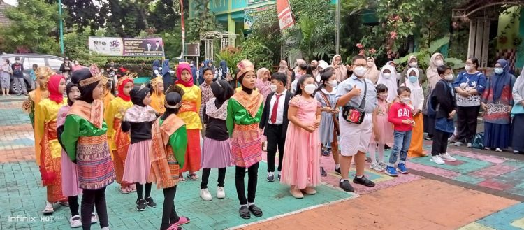 FLS2N Tingkat SD se Kecamatan Diselenggarakan Pada SDN III Pasar Kemis, Juara Umum SDS Tarsisius Vireta