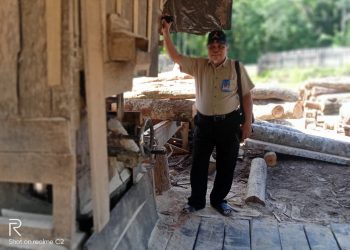 Warga Resah Protes Atas Usaha Kayu Palet di Desa Cahaya Negeri, Penyakit Gatal – gatal dan Sesak Napas Kerap Menimpa