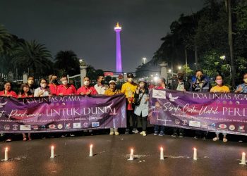 Malam Doa dan Nyalakan Lilin Perdamaian Bersama Lintas Ormas Nasrani