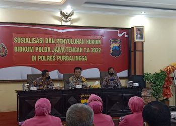 Bidkum Polda Jateng Gelar Sosialisasi dan Penyuluhan Hukum di Polres Purbalingga