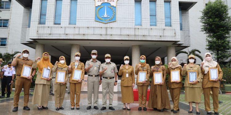 Delapan Tenaga Kesehatan Jakarta Utara Diberi Penghargaan, Ada Pemenang Tingkat DKI