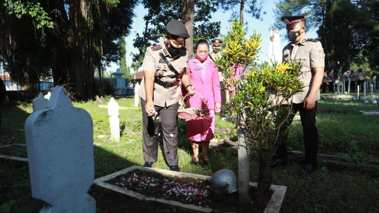 Jelang Hari Bhayangkara Ke-76, Polres Purbalingga Gelar Ziarah Rombongan