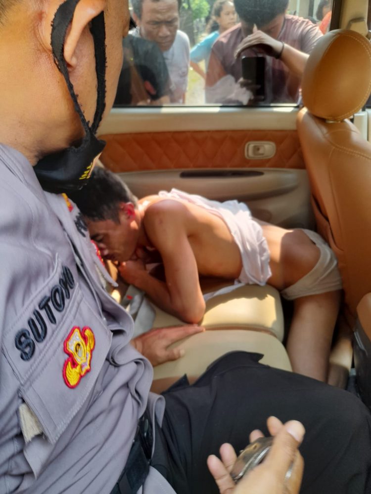 NS Dihakimi Massa Karena Mencuri R2, Beruntung Bhabinkantibmas Polsek Tajur Halang Bisa Meredam Amarah Warga