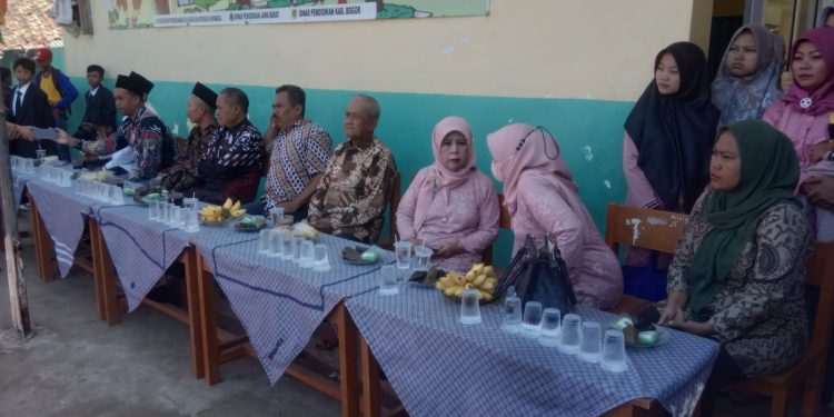 SDN Cikopomayak 4 Adakan Pelepasan Siswa/i TA 2021/2022 Dibarengi Pentas Seni
