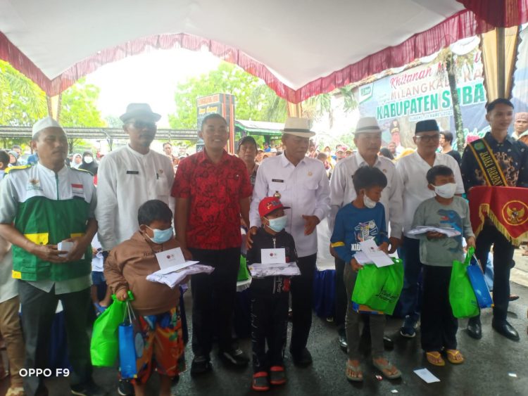 Dalam rangka Milangkala ke 74 Kabupaten Subang Pemerintah Kecamatan Blanakan Adakan Khitanan Massal