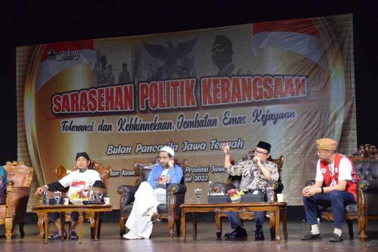 Sarasehan Politik Kebangsaan, Achmad Husein Tekankan Pentingnya Pancasila Dalam Kehidupan