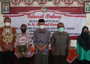 Ratusan Warga Cipete Terima Sertifikat Tanah