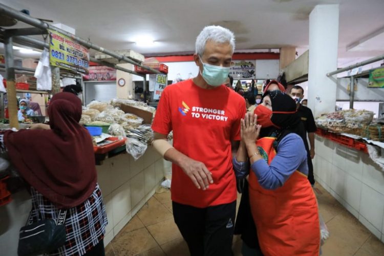 Pedagang Pasar Manis Banyumas Wadulkan Harga Sayur ke Ganjar
