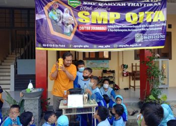 SMP QITA Olah Limbah Organik Menjadi Pupuk Cair POCITA