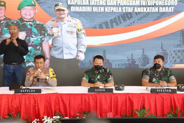 Dihadiri KASAD, Kapolda Jateng Paparkan Kronologi Penembakan Istri Anggota TNI di Banyumanik
