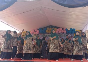 SDN Bagoang 01  Kecamatan Jasinga, 90 % Keluluasn TA 2021/2022 Masuk SMP Negeri, Ujar Kepsek Saat Pelepasan dan Syukuran Keaikan Kelas