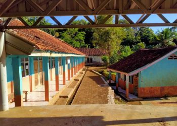 Dugaan Penyerobotan Tanah di Sukabumi, Oleh Pihak Kepala Sekolah (MI) Minta Polisi Turun Tangan