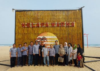 DPMPTSP Kab. Lebak, Siap Bantu Fasilitasi Perijinan Destinasi Wisata Pantai Kalapa Warna