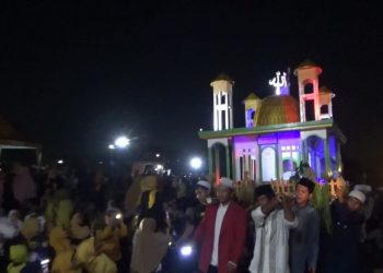 Pawai Obor dan Dondang Desa Gandoang Dihadiri Ribuan Warga Masyarakat  Sambut Tahun Baru Islam 1 Muharram 1444 Hijriah