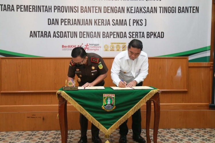 Pemprov Banten dan Kejati Banten Tandatangani Nota Kesepahaman Bidang Perdata dan Tata Usaha Negara