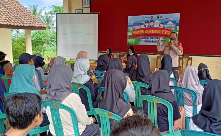 Wakapolsek Kutasari Binluh Remaja Desa Karangaren