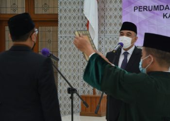 Bupati Zaki Lantik Direktur Administrasi dan Keuangan Perumda Pasar NKR